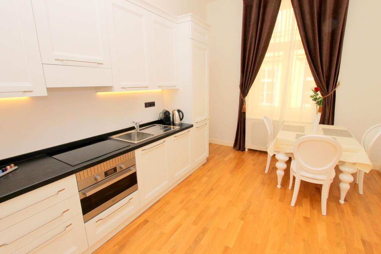 פראג Luxury Apartments Krocinova מראה חיצוני תמונה