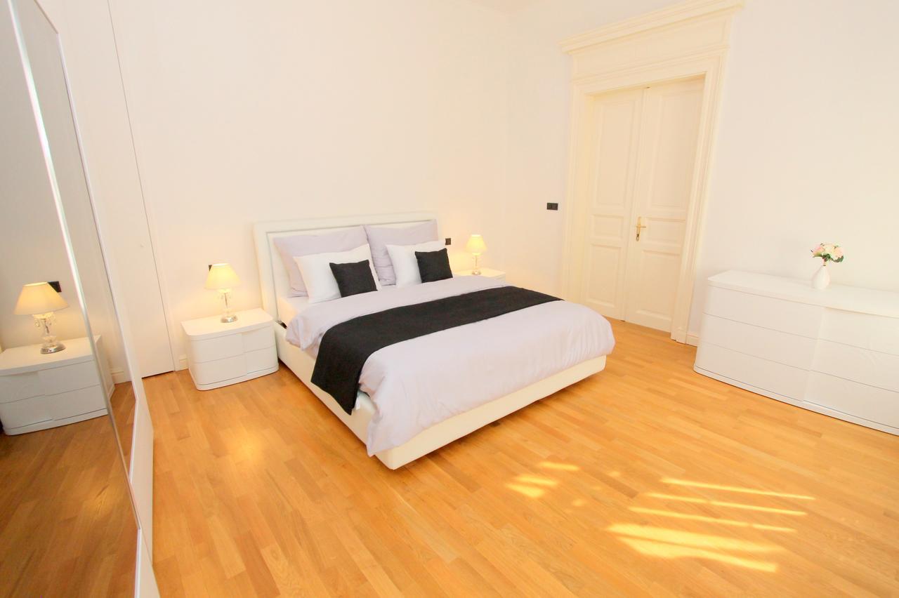 פראג Luxury Apartments Krocinova מראה חיצוני תמונה