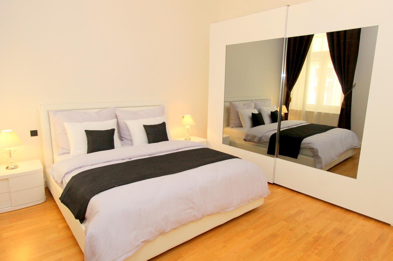 פראג Luxury Apartments Krocinova מראה חיצוני תמונה