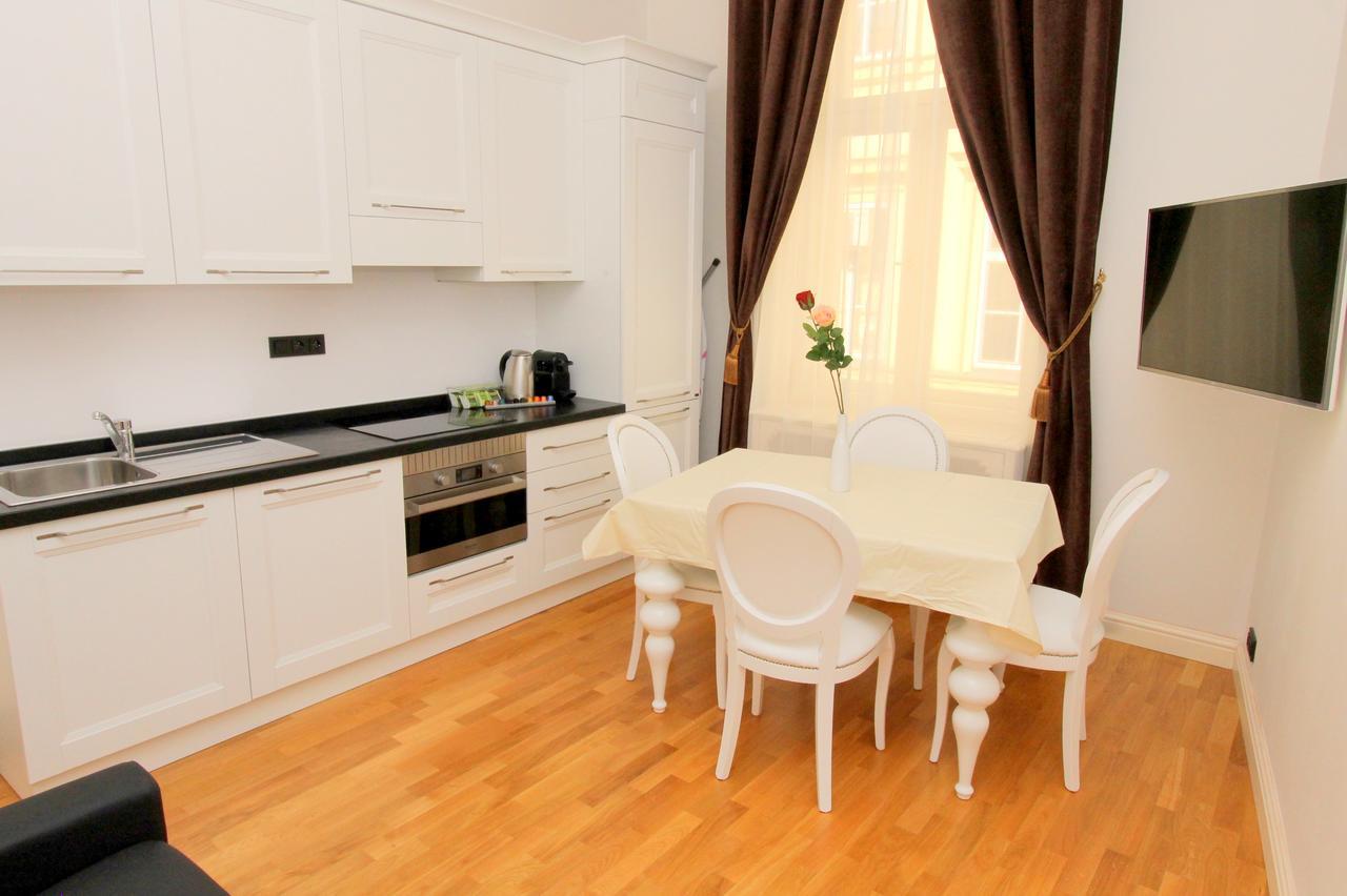 פראג Luxury Apartments Krocinova מראה חיצוני תמונה